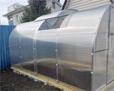 verhnyaya_fortochka_v_teplicu_Optima_2