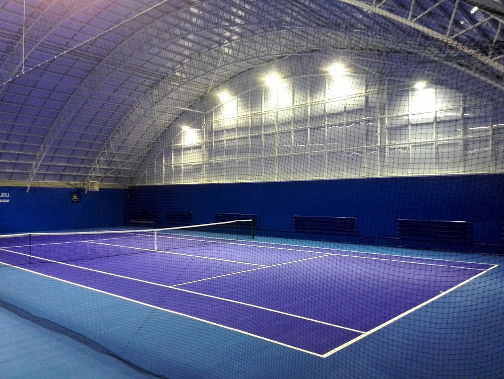 Теннисный корт